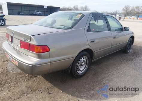 2000 Toyota Camry Ce from USA, damaged, VIN 4T1BG22K0YU644886